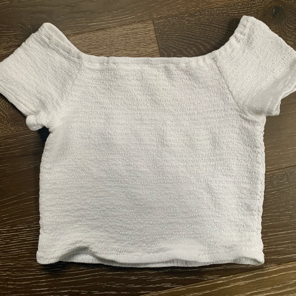 white tee